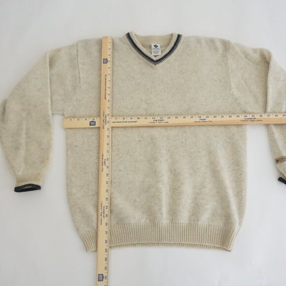 Columbia Shetland Wool V Neck Sweater Cream Knit Outdoor Cabincore Style Large - Picture 3 of 9